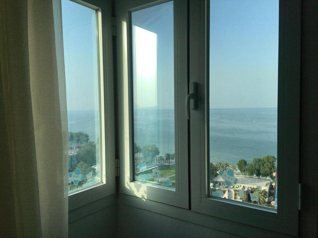 Gulf Blue Waves أمواج الخليج الزرقاء Hotel Kuwait City Esterno foto