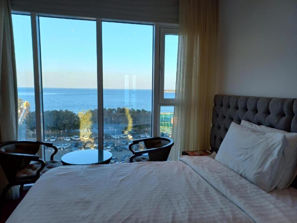 Gulf Blue Waves أمواج الخليج الزرقاء Hotel Kuwait City Esterno foto