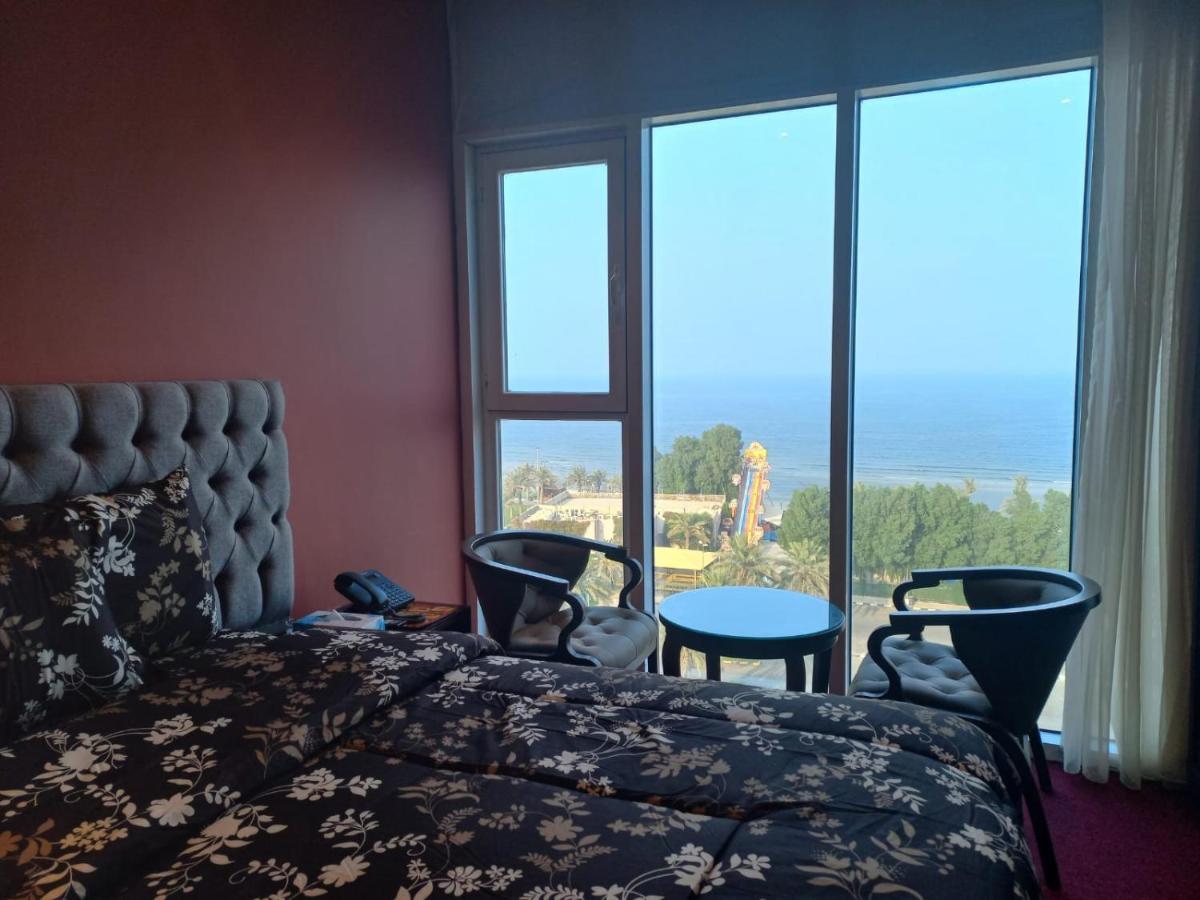 Gulf Blue Waves أمواج الخليج الزرقاء Hotel Kuwait City Esterno foto