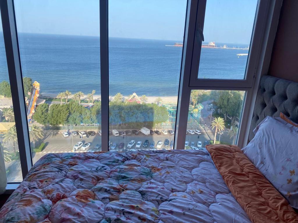Gulf Blue Waves أمواج الخليج الزرقاء Hotel Kuwait City Esterno foto